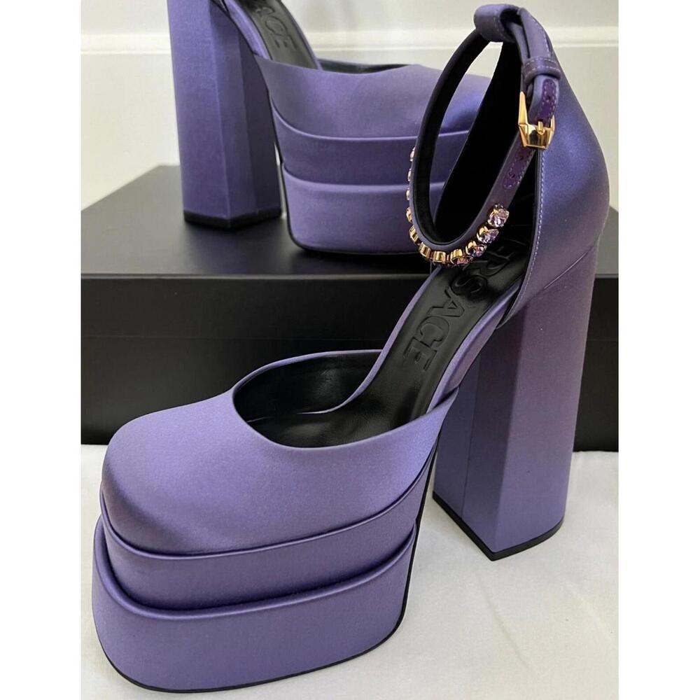 NIB Versace Medusa Aevitas Orchid Purple Satin Crystal Platform Pumps 40.5 $1575 - Picture 8 of 9